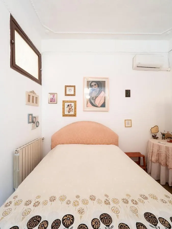 Central Apartment In Trastevere Roma Italia