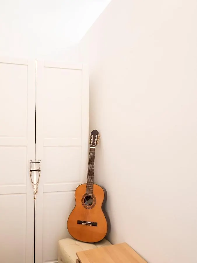 Central Apartment In Trastevere Roma
