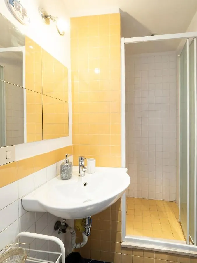 Central Apartment In Trastevere Roma