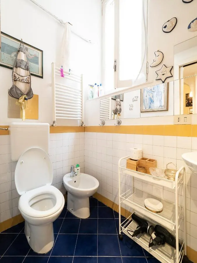 Central Apartment In Trastevere Roma