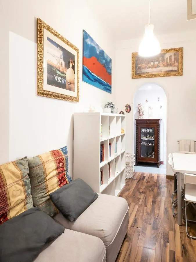 Central Apartment In Trastevere Rome Italy