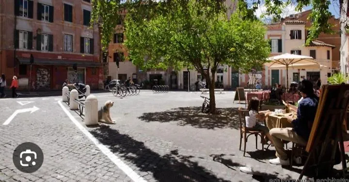 Central Apartment In Trastevere Roma Italia